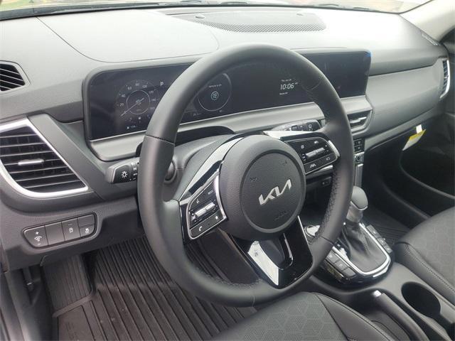 new 2025 Kia Seltos car, priced at $27,503