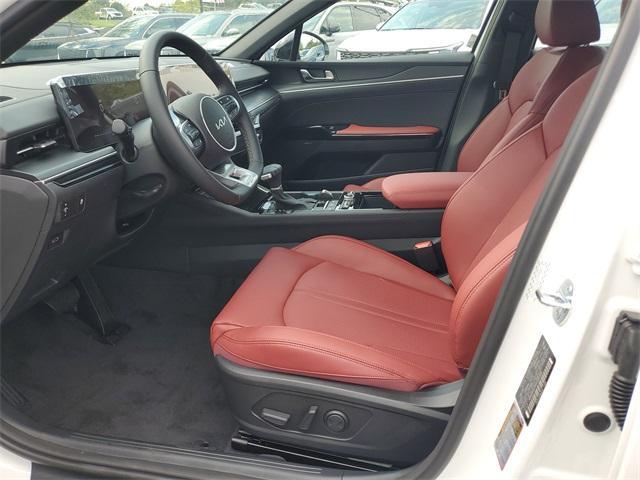 new 2025 Kia K5 car, priced at $30,723