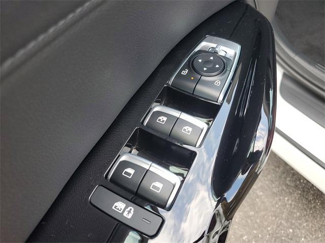 new 2025 Kia K5 car, priced at $30,723