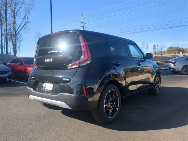 new 2025 Kia Soul car, priced at $25,161