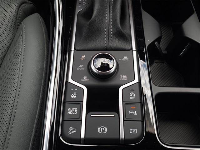 new 2025 Kia Sorento car, priced at $47,695