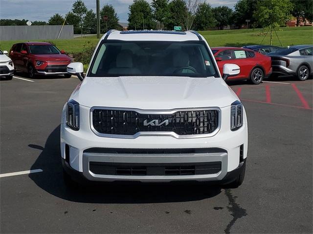 new 2025 Kia Telluride car, priced at $46,172