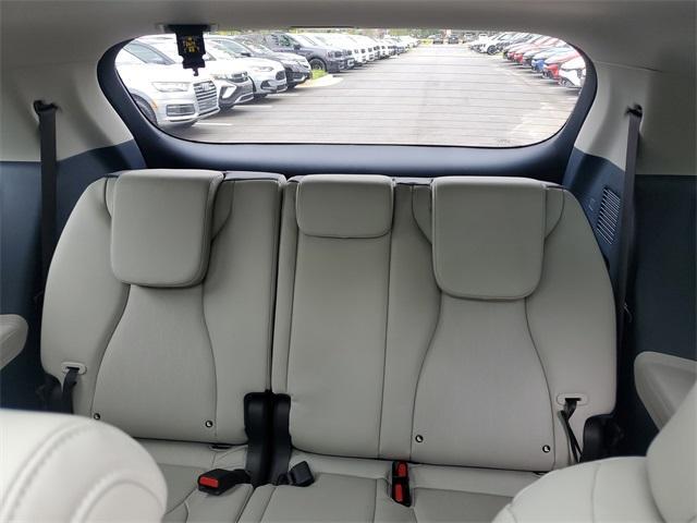new 2026 Kia Carnival Hybrid car, priced at $50,160