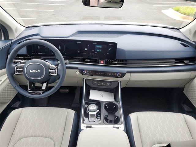 new 2026 Kia Carnival Hybrid car, priced at $50,160