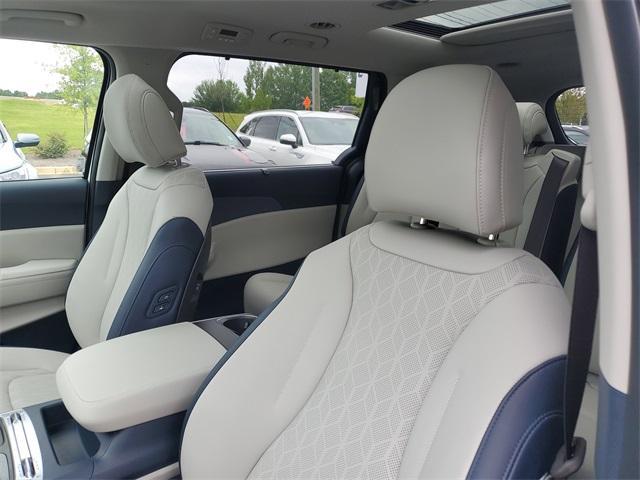 new 2026 Kia Carnival Hybrid car, priced at $50,160