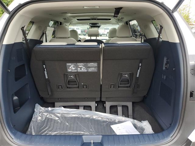 new 2026 Kia Carnival Hybrid car, priced at $50,160