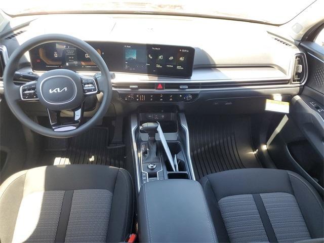new 2025 Kia Sorento car, priced at $33,854