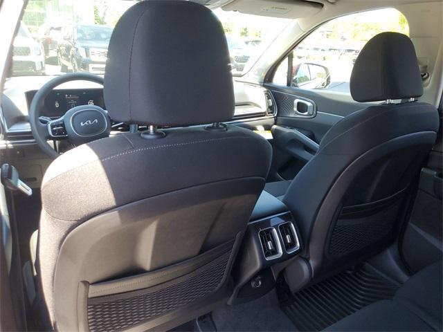 new 2025 Kia Sorento car, priced at $33,854