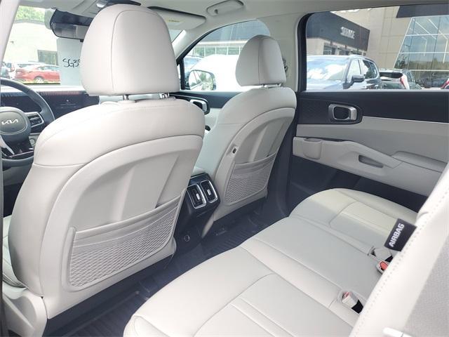 new 2025 Kia Sorento car, priced at $36,604