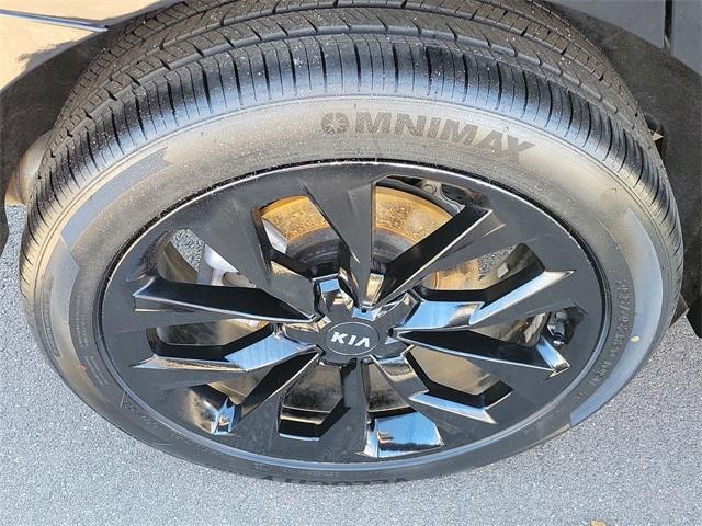 used 2021 Kia Sorento car, priced at $22,877