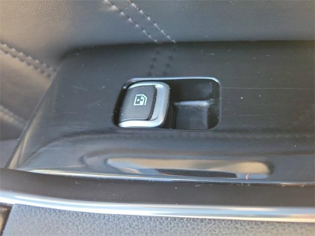 used 2021 Kia Sorento car, priced at $22,877