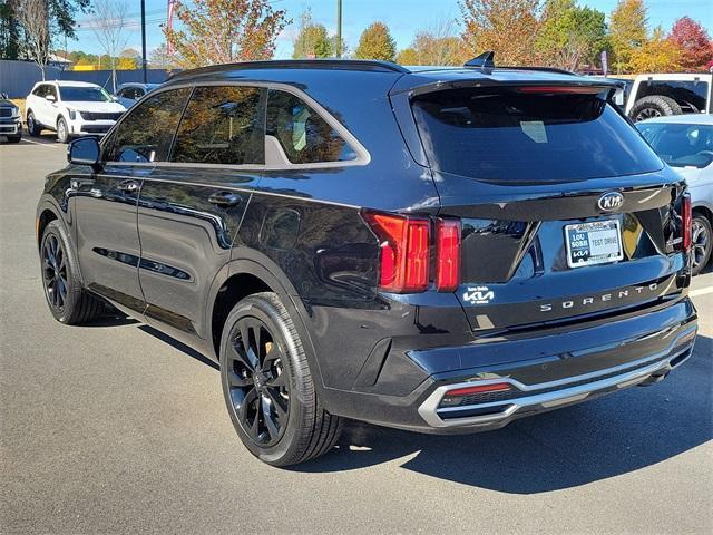 used 2021 Kia Sorento car, priced at $22,877