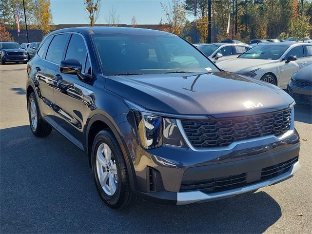 new 2026 Kia Sorento car, priced at $32,702