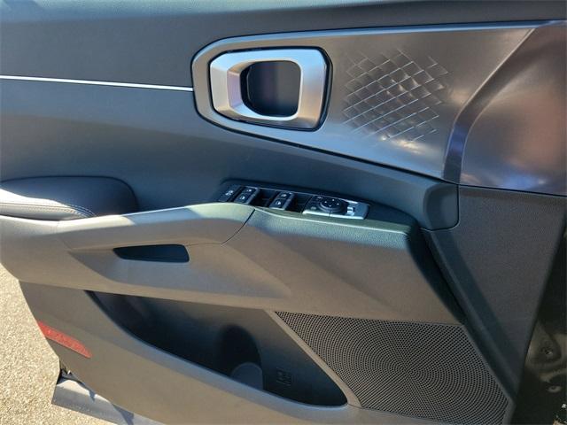 new 2026 Kia Sorento car, priced at $32,702