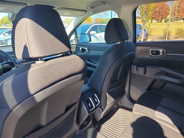 new 2026 Kia Sorento car, priced at $32,702