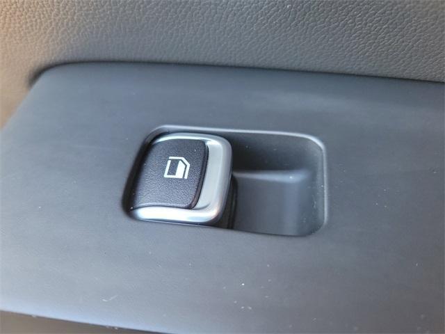 used 2022 Kia Sorento car, priced at $24,783