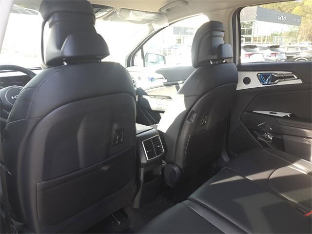 new 2025 Kia Sportage car, priced at $30,025