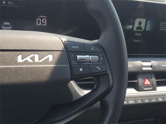 new 2025 Kia K4 car, priced at $23,366