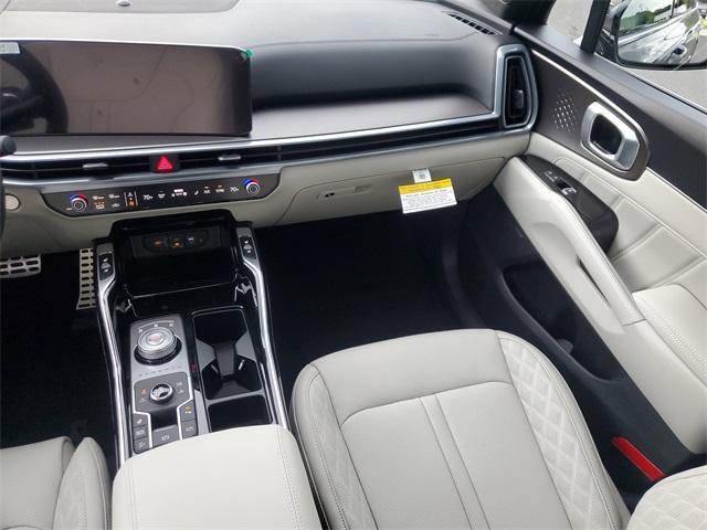 new 2025 Kia Sorento Hybrid car, priced at $46,660