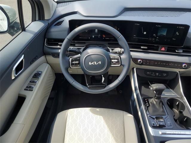 new 2025 Kia Carnival car, priced at $41,420