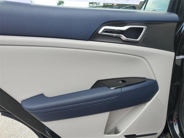 new 2025 Kia Sportage Hybrid car, priced at $33,806