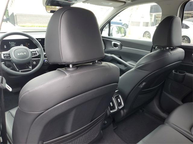 new 2025 Kia Sorento car, priced at $36,409