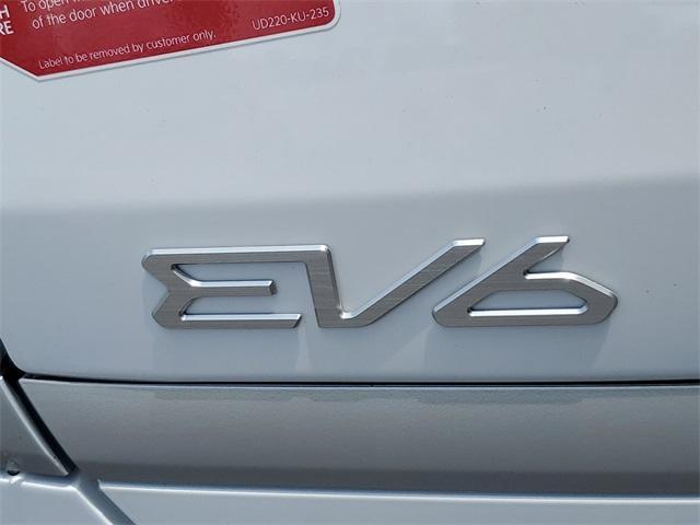 new 2025 Kia EV6 car, priced at $43,360