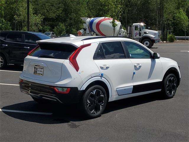 new 2025 Kia Niro EV car, priced at $40,209