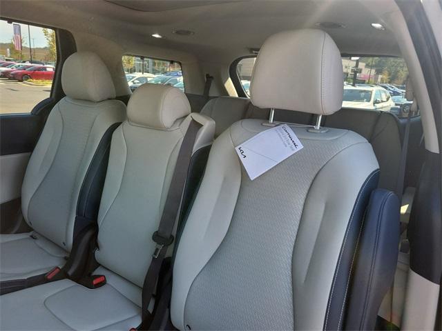 new 2026 Kia Carnival Hybrid car, priced at $54,690