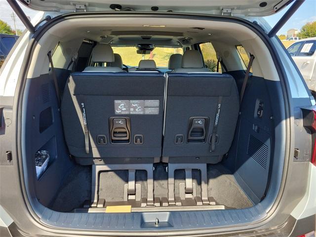 new 2026 Kia Carnival Hybrid car, priced at $54,690