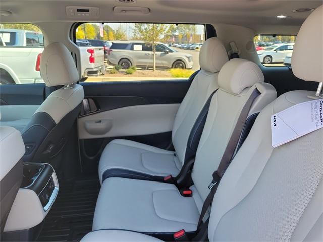 new 2026 Kia Carnival Hybrid car, priced at $54,690