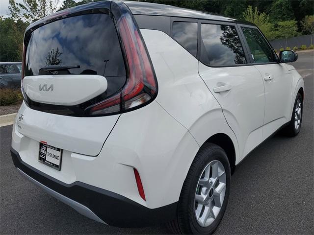 new 2025 Kia Soul car, priced at $23,660