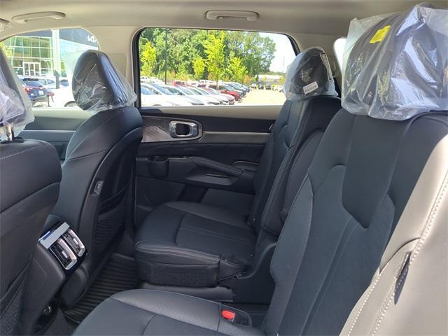 new 2025 Kia Sorento car, priced at $42,408