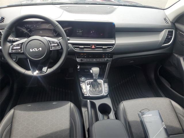 new 2025 Kia Seltos car, priced at $27,645
