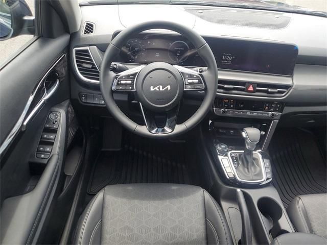 new 2025 Kia Seltos car, priced at $27,645