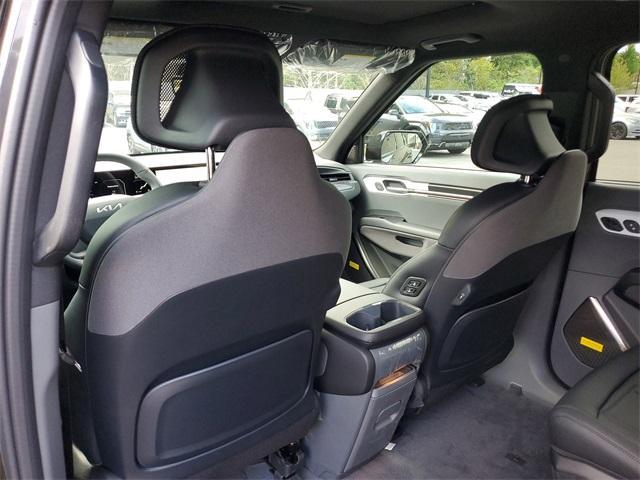 new 2026 Kia EV9 car, priced at $61,234