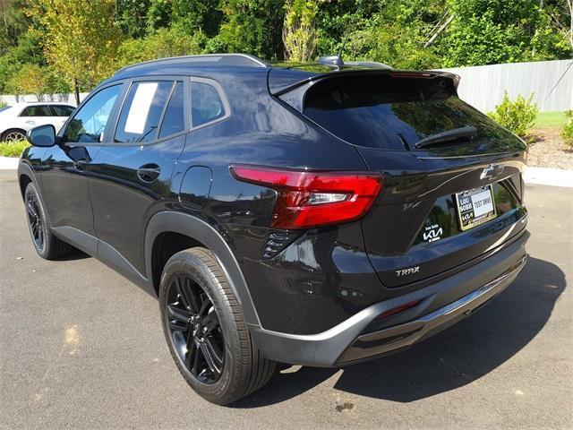 used 2024 Chevrolet Trax car, priced at $22,936
