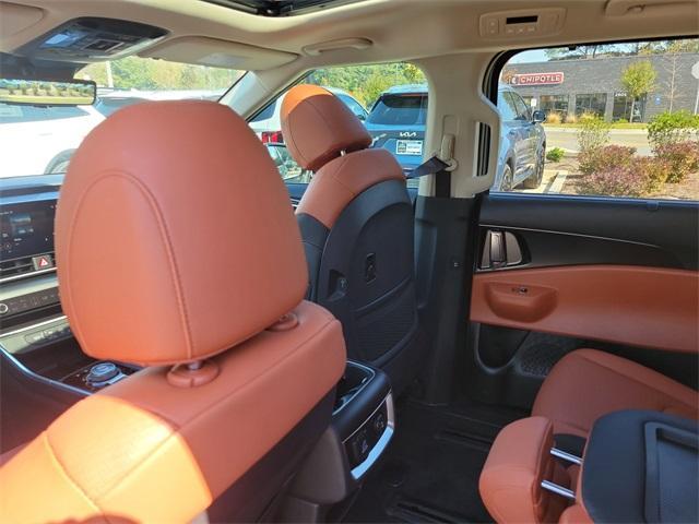 new 2026 Kia Carnival Hybrid car, priced at $55,345