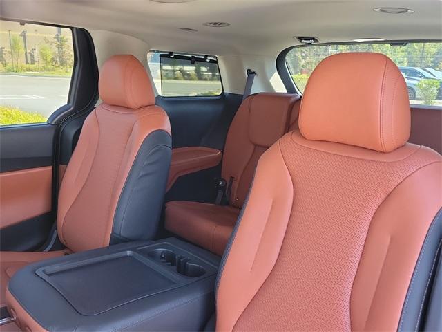 new 2026 Kia Carnival Hybrid car, priced at $55,345