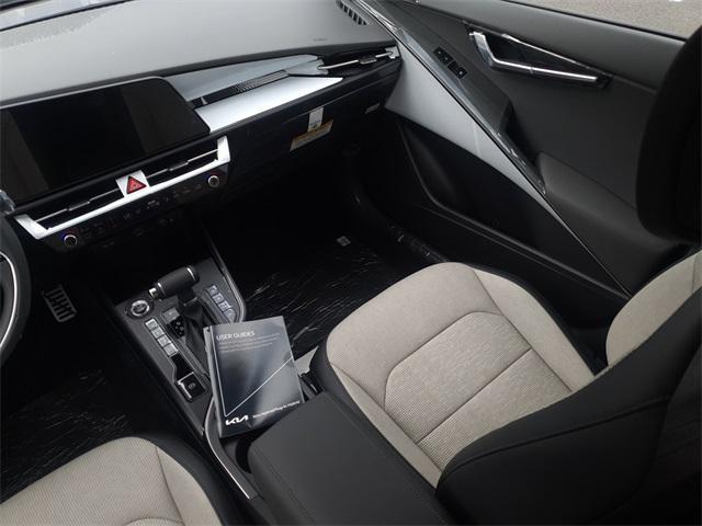 new 2025 Kia Niro car, priced at $35,818