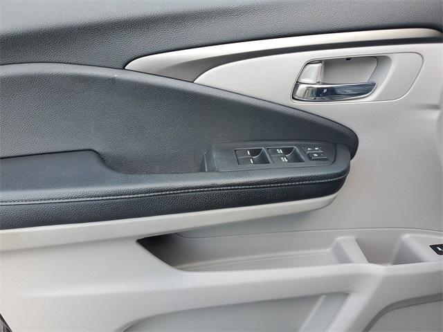used 2018 Honda Pilot car, priced at $17,524