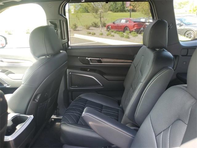 new 2025 Kia Telluride car, priced at $50,154