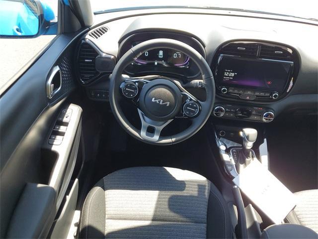 new 2025 Kia Soul car, priced at $25,161