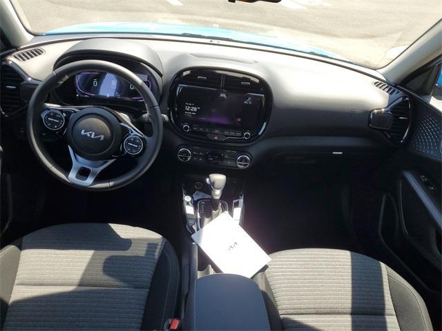 new 2025 Kia Soul car, priced at $25,161