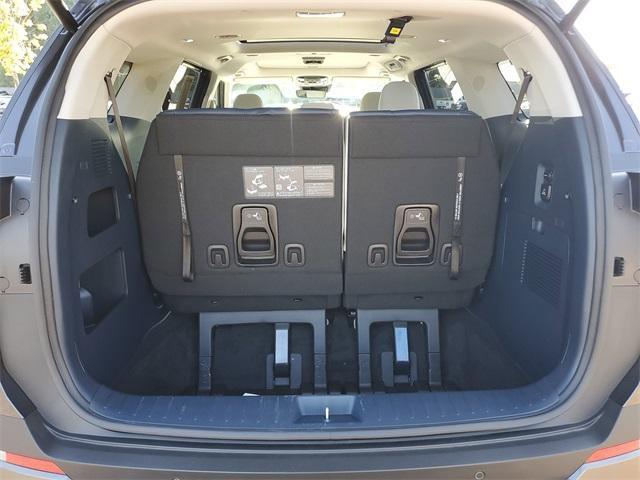 used 2025 Kia Carnival car, priced at $47,091