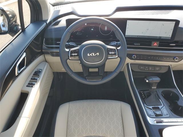 used 2025 Kia Carnival car, priced at $47,091
