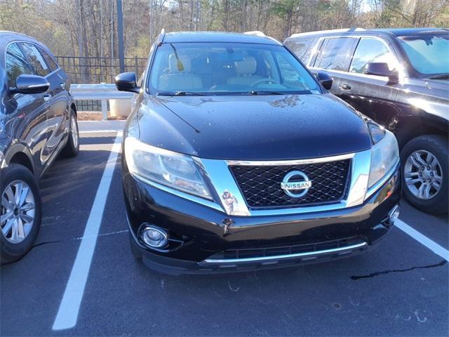 used 2014 Nissan Pathfinder car, priced at $9,994