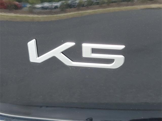 new 2025 Kia K5 car, priced at $27,197
