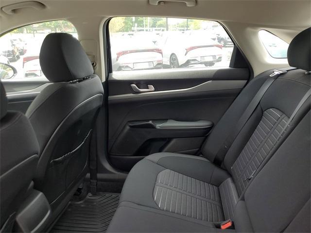 new 2025 Kia K5 car, priced at $27,197
