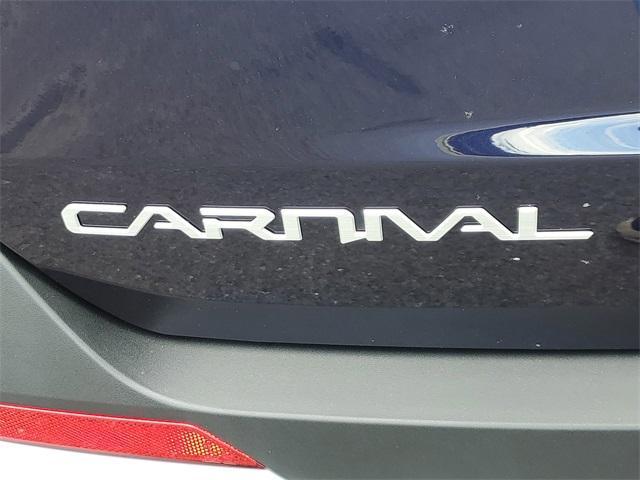 new 2025 Kia Carnival car, priced at $38,223